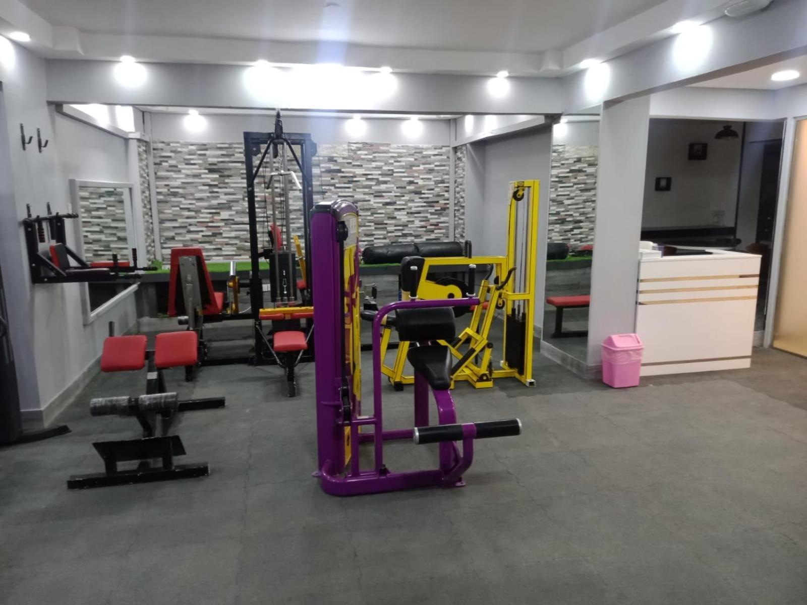Al Hussam Hotel Apartments Rusayl Bagian luar foto