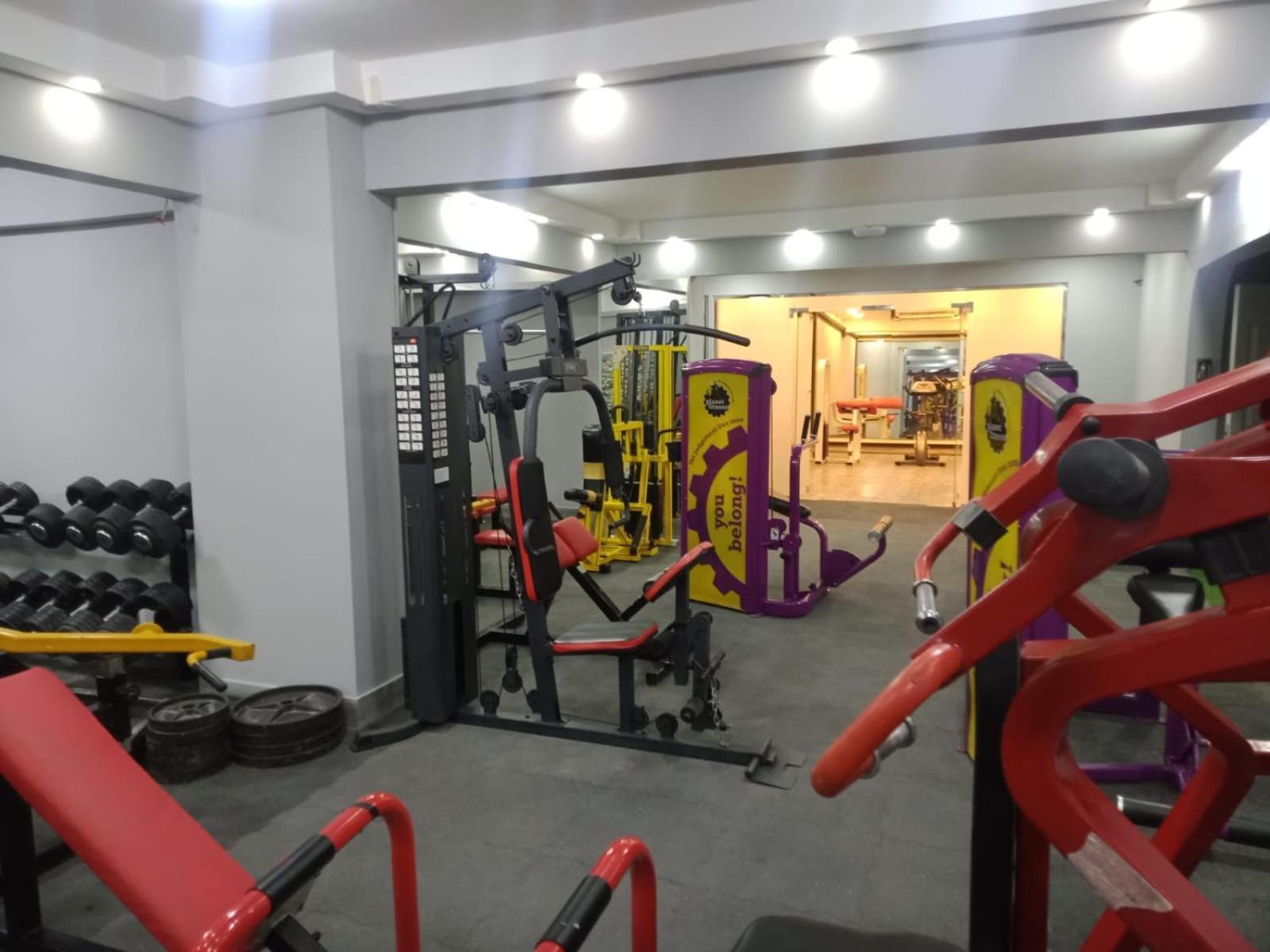 Al Hussam Hotel Apartments Rusayl Bagian luar foto