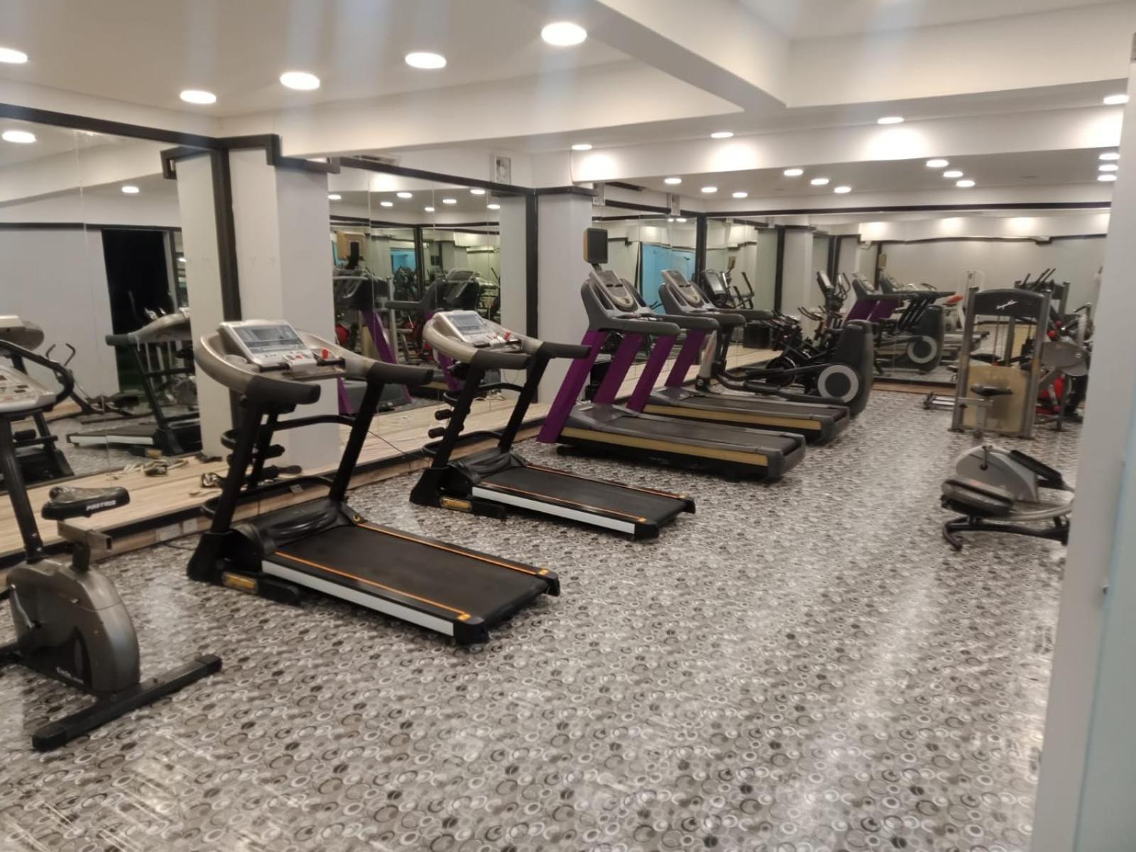 Al Hussam Hotel Apartments Rusayl Bagian luar foto