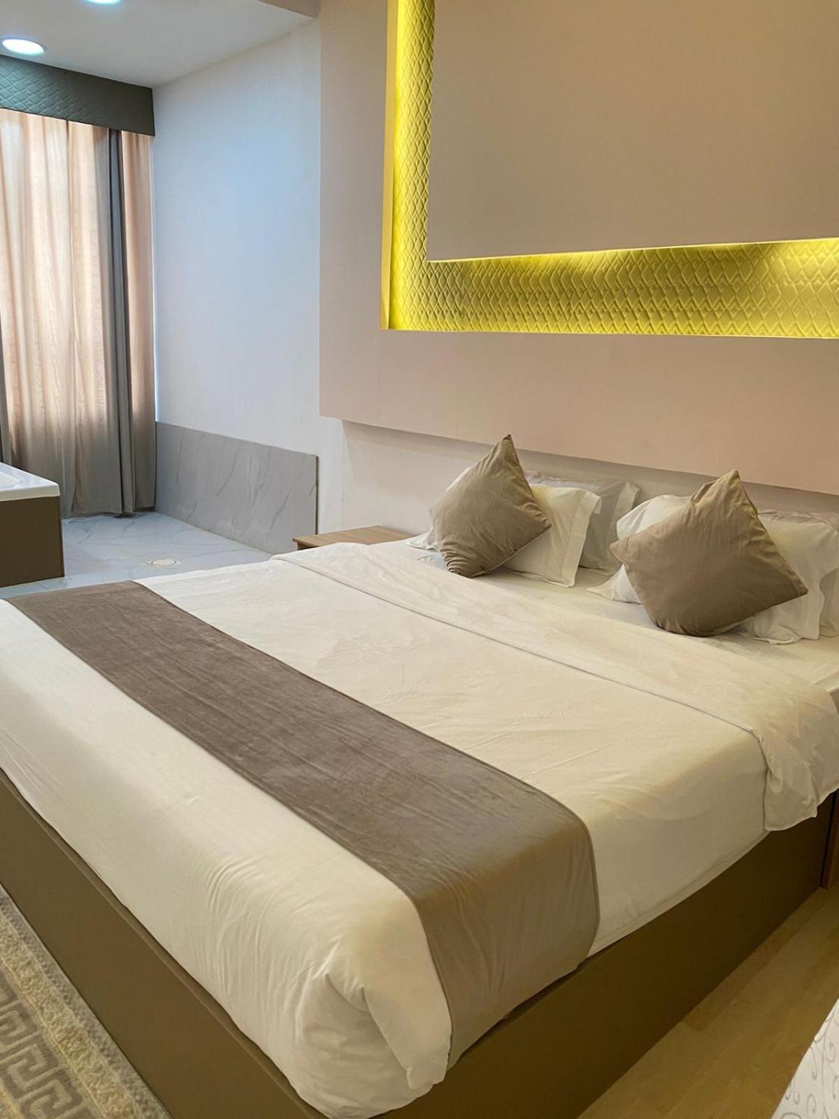 Al Hussam Hotel Apartments Rusayl Bagian luar foto