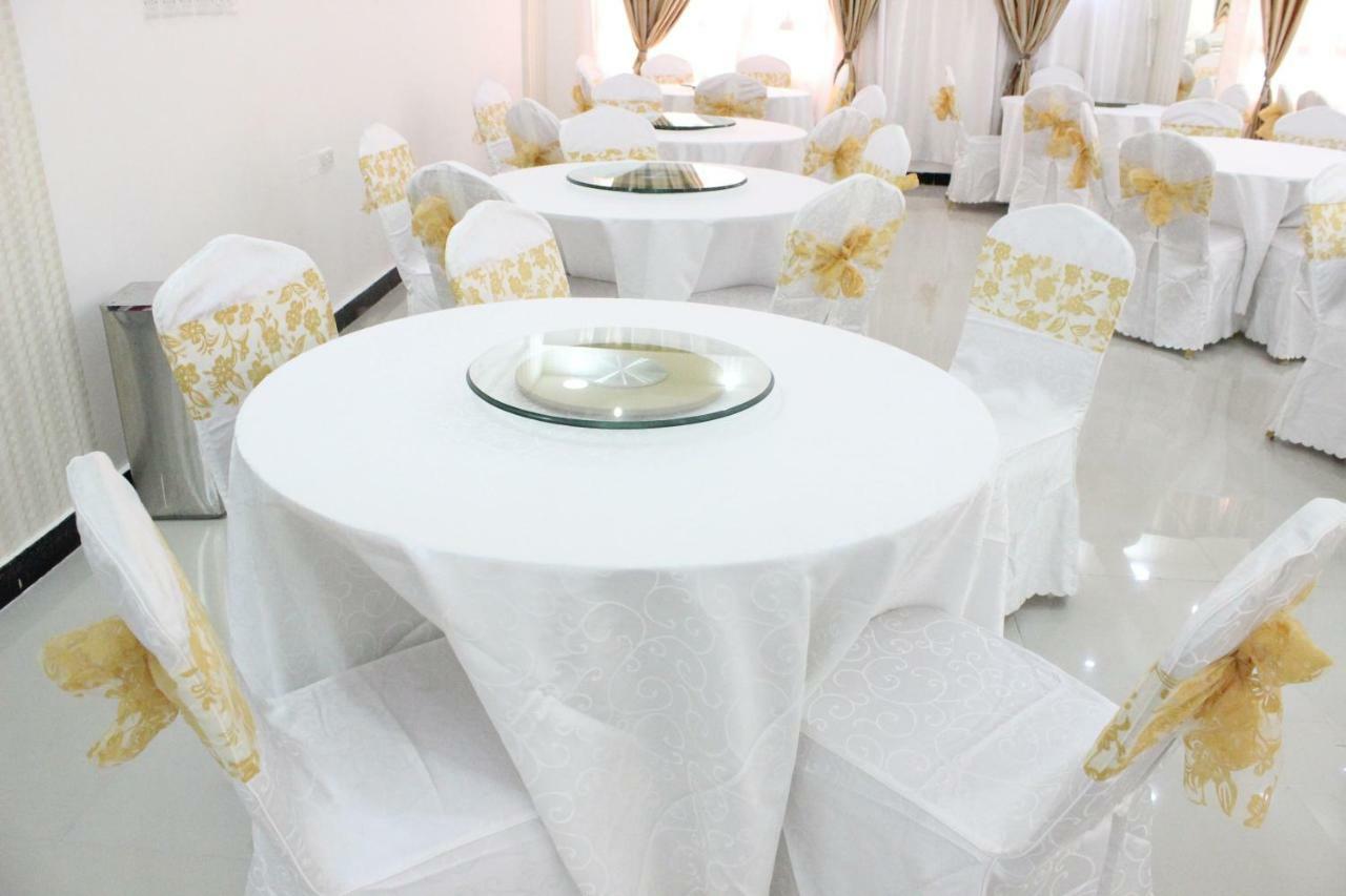 Al Hussam Hotel Apartments Rusayl Bagian luar foto